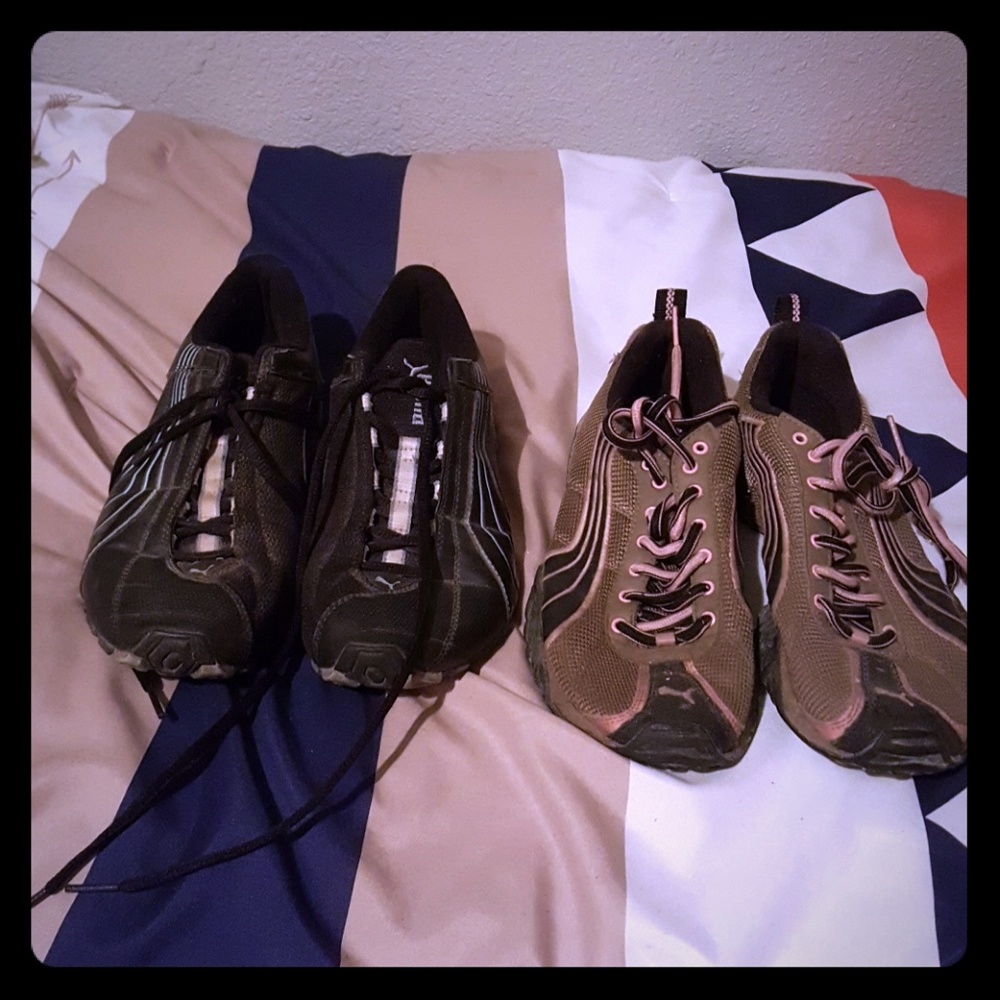 Lot of puma sneakers